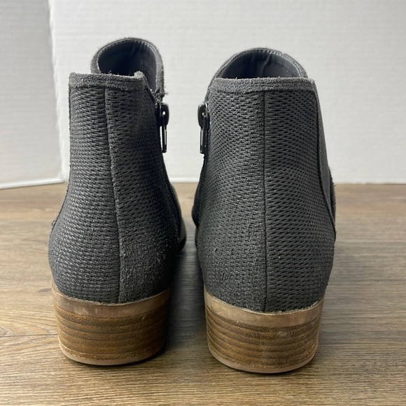 Kensie Gerona Textured Suede Grey Ankle Bootie, size 9 - Picture 5 of 10